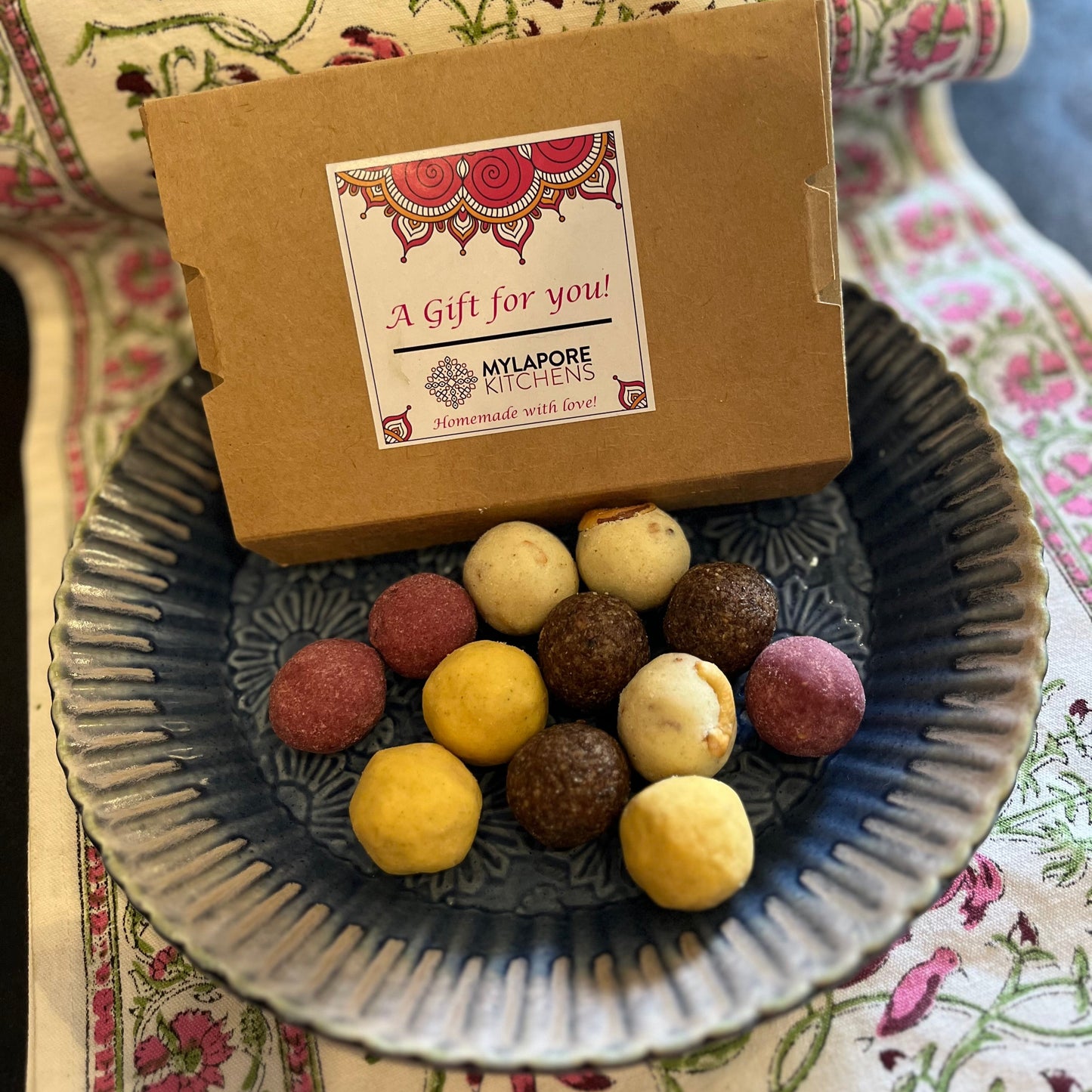 Festive Gift Box - assorted laddus - 220 gms - READY TO SHIP