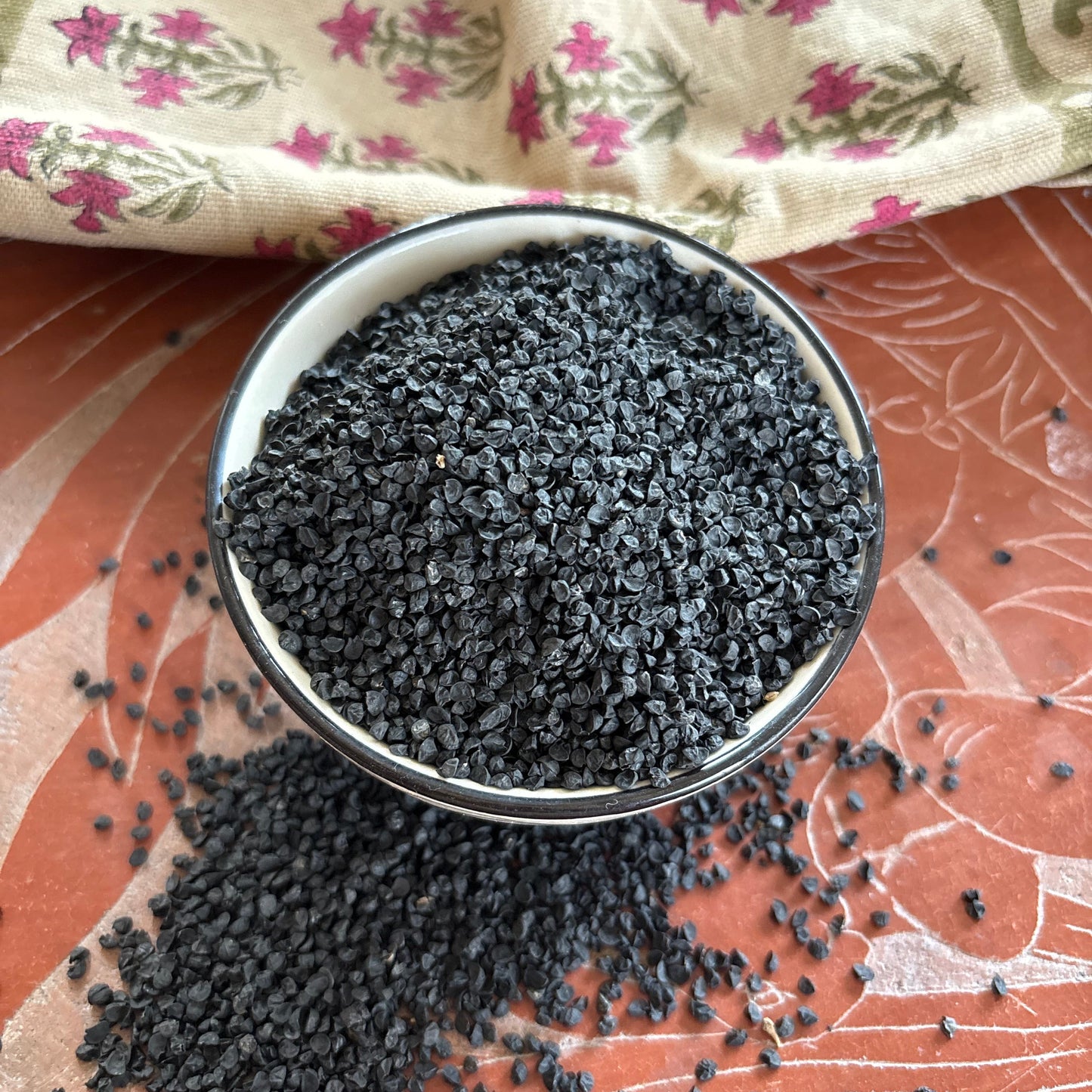 Premium Onion Seeds ( Kalonji) - The Ancient Seed of 'Blessing' - 100g