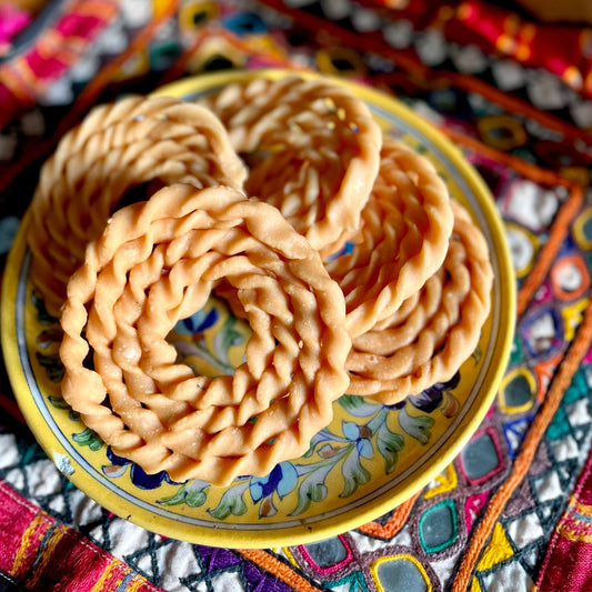 Coconut oil kai murukku - 200 gms - FRAGILE
